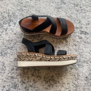 Lucky Brand platform wedge sandals black 7